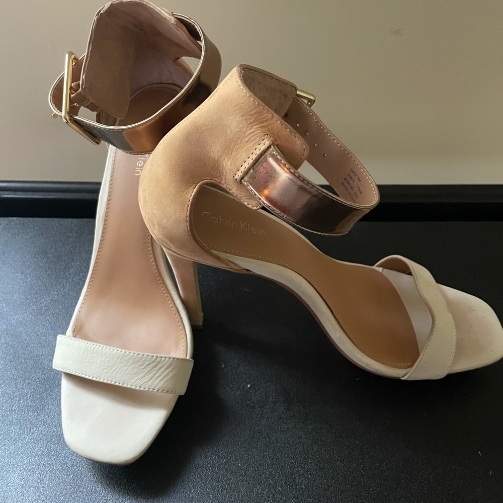 Calvin Klein White and Gold/Tan Vable Heels